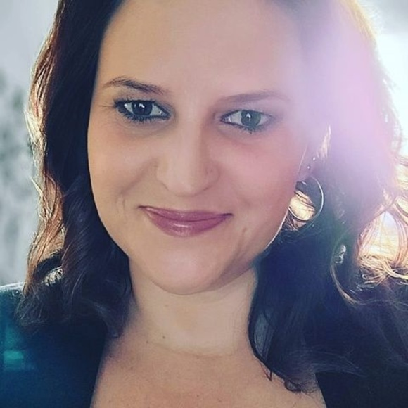 Meet your Posher, Stacey - Picture 1 of 1